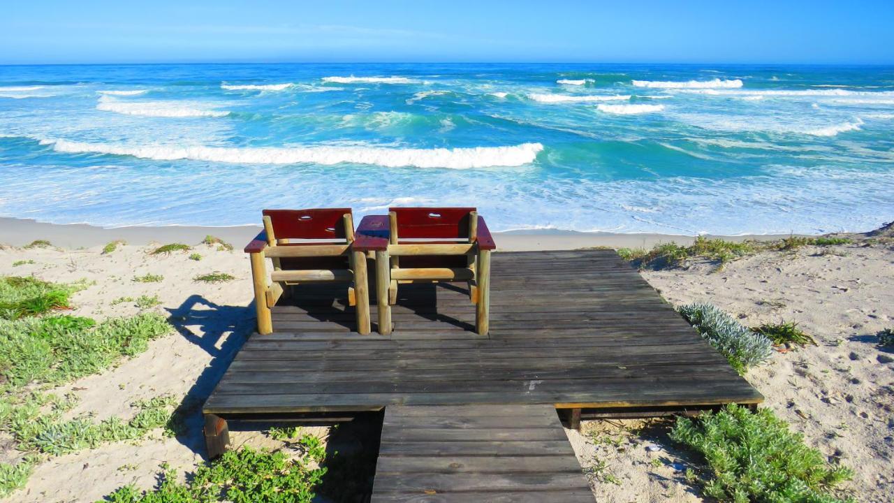 On The Beach Apartments Yzerfontein Bagian luar foto
