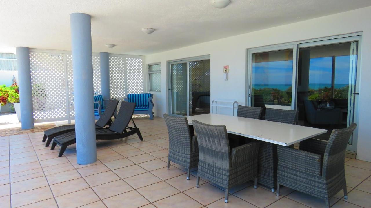 On The Beach Apartments Yzerfontein Bagian luar foto